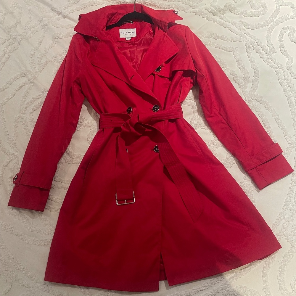 Cole Haan Signature Women’s Medium Red Trench Coat